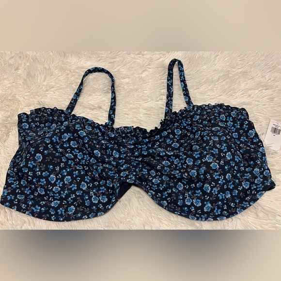 ☀️☀️NWT Old Navy bikini☀️☀️ - Picture 2 of 4